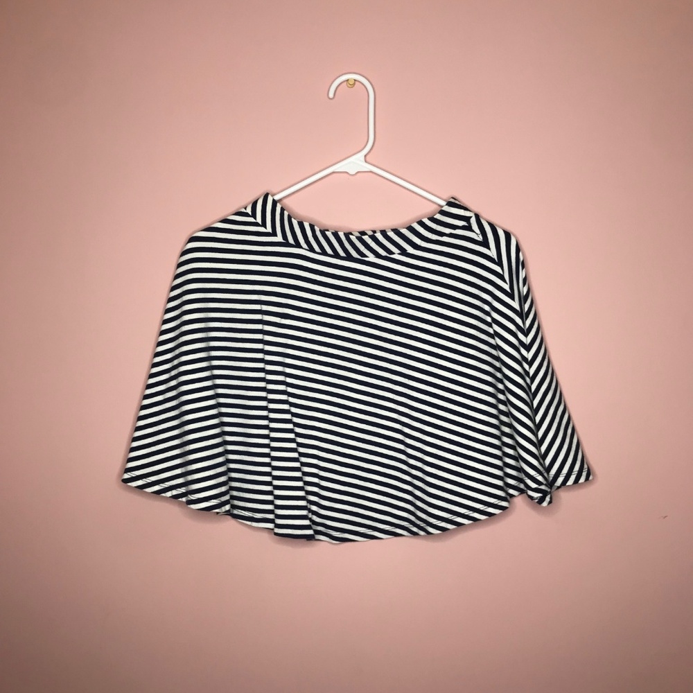 NAVY BLUE AND WHITE STRIPED SKIRT